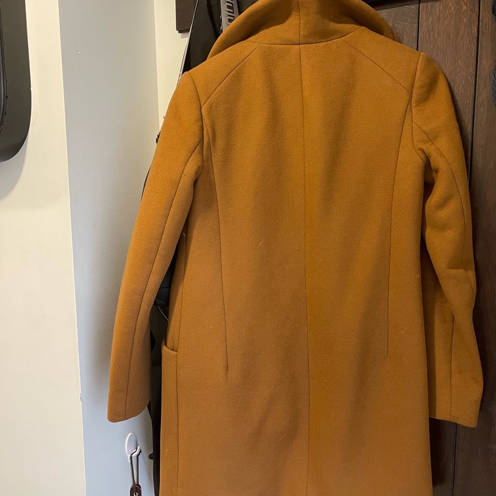 Aritzia Cocoon Coat in Rich Brown - Picture 3 of 6